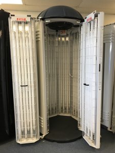 2009 Sundome 548V Tanning Booth 48 Lamps 160W