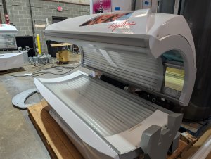Ergoline Passion Plus 40/3 Tanning Bed - 12 Minute